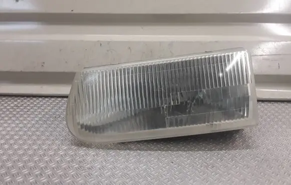 Ford Explorer Headlight/headlamp 