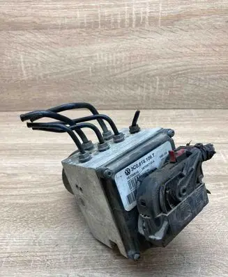 Volkswagen PASSAT B6 ABS Pump 3C0614109T 16705910