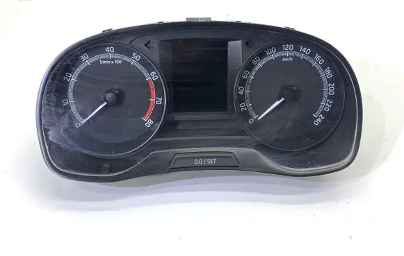 Skoda Fabia Mk3 (NJ) Speedometer (instrument cluster) 6V0920700D