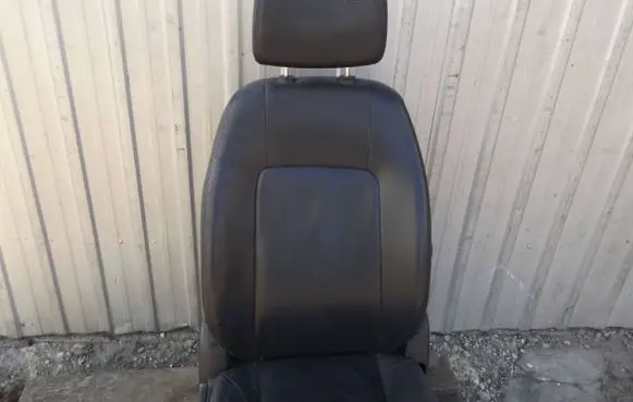 Chevrolet Captiva Front passenger seat 