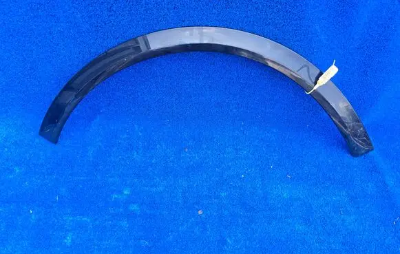 BMW i3 Front arch trim 7489097
