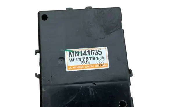 Mitsubishi Lancer VIII Other control units/modules MN141635 8819 W1T76781