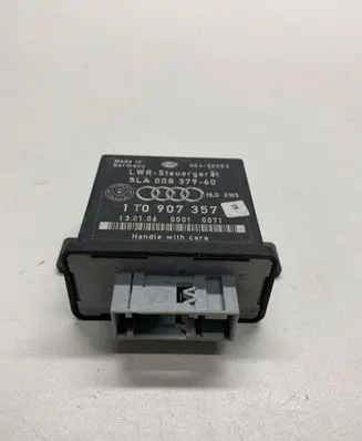 Volkswagen Golf V Light module LCM 1T0907357 5LA00837960