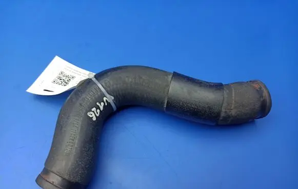 Mercedes-Benz S W126 Engine coolant pipe/hose 1265010282