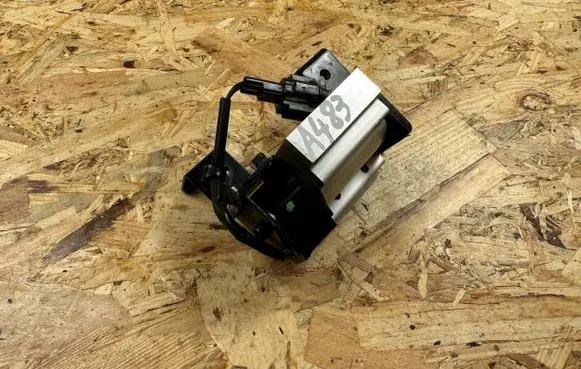 Nissan Leaf II (ZE1) Air conditioning (A/C) expansion valve 4433101202