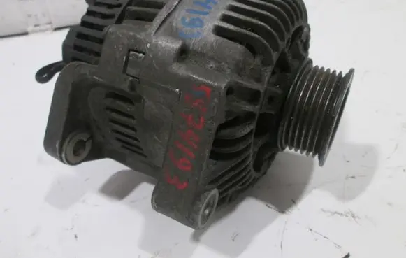 Renault Laguna I Generator/alternator 7700857073 A13V157 25416100