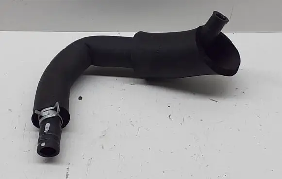 Hyundai Kona I Engine coolant pipe/hose