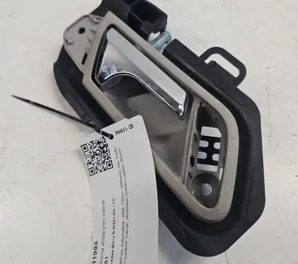 Mercedes-Benz R W251 Loading door interior handle A2517600261