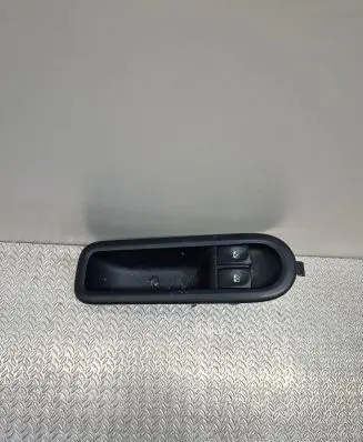 Renault Twingo II Electric window control switch 8200356513 0173180