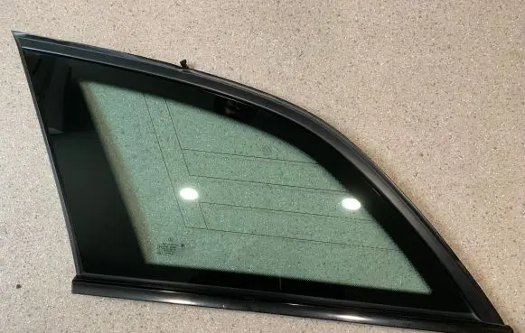 Mercedes-Benz C W204 Rear side window A2046704512