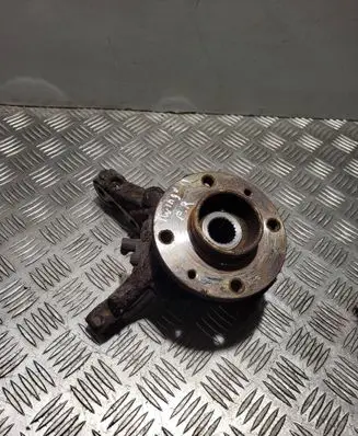 Renault Twingo II Front wheel hub spindle knuckle 