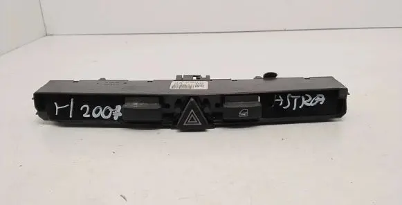 Opel Astra H Hazard light switch 03758075 13100105 0320