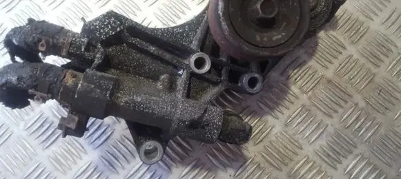 Buick Park Avenue Generator/alternator belt tensioner
