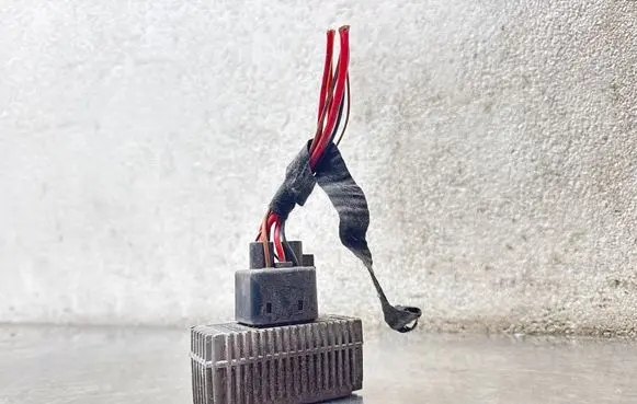 Opel Astra H Glow plug pre-heat relay 09132691 51299008