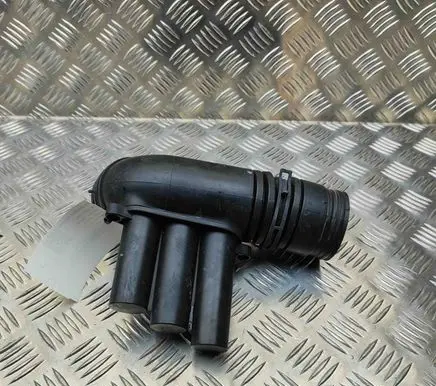 Volkswagen Multivan T6 Air intake duct part 04E129651C