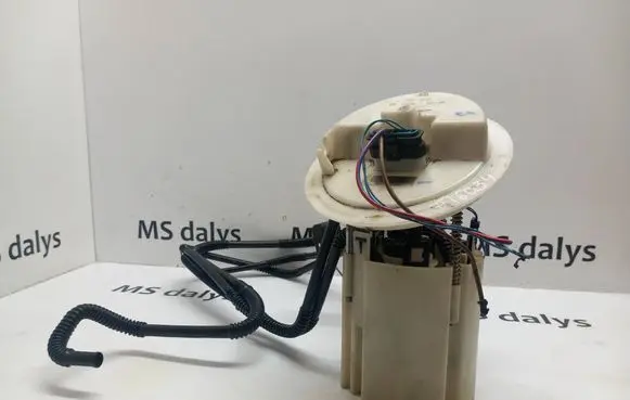 Mercedes-Benz C W204 In-tank fuel pump A2044700594 2044700594