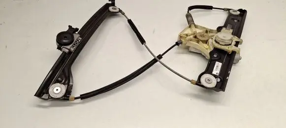 BMW 6 F06 Gran coupe Front door window regulator with motor 7275397