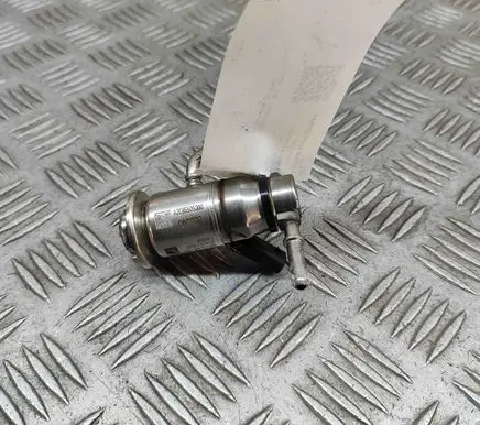 Mercedes-Benz GLE W167 AdBlue injector A2C95505300 A0004904100