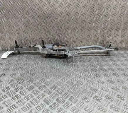 Mercedes-Benz C W204 Front wiper linkage and motor 3397021440 1397220666