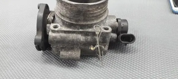 Volvo S40, V40 Throttle valve 7279100002