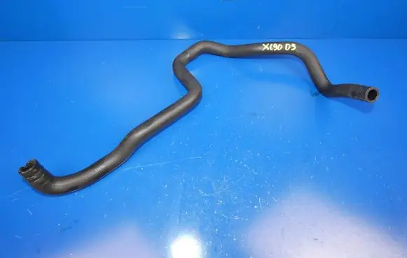 Volvo XC90 Engine coolant pipe/hose 31338302