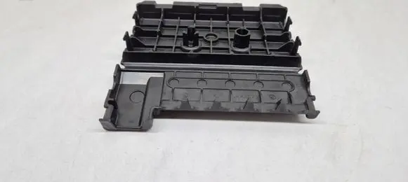 Mercedes-Benz GLC X253 C253 Fuse box cover 306035