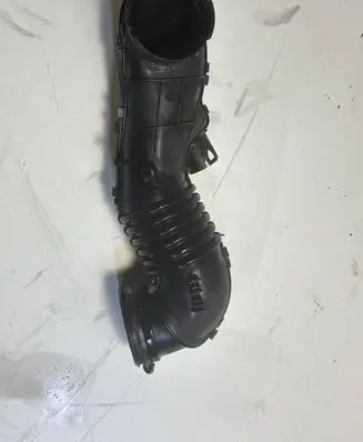 BMW 3 E90 E91 Air intake hose/pipe 78048446