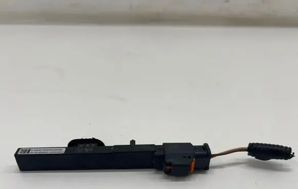 Peugeot 3008 III Aerial antenna amplifier 9672409080