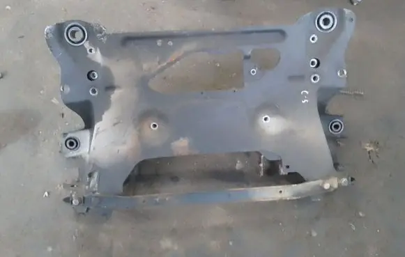 Citroen C5 Front subframe