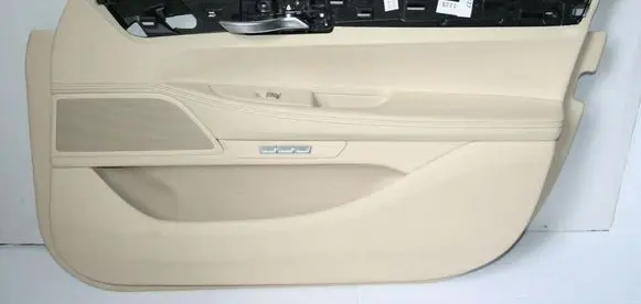BMW 7 G11 G12 Front door card panel trim 