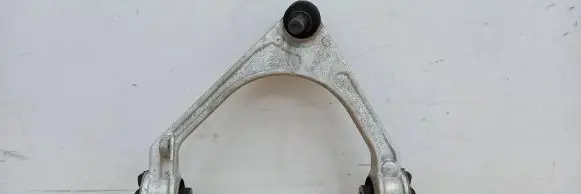 Jaguar XE Front lower control arm/wishbone GX733084 GX733091