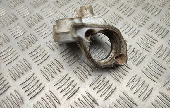 Citroen C4 Cactus Driveshaft support bearing bracket 9680276880