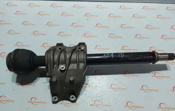 Mercedes-Benz CLA C117 X117 W117 Driveshaft support bearing bracket A6512200131 SP1