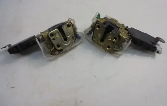 Front door lock