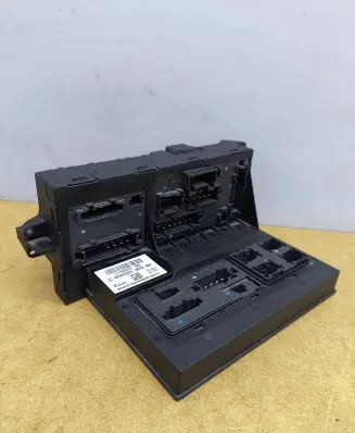 Mercedes-Benz E W211 Fuse module 2115456101