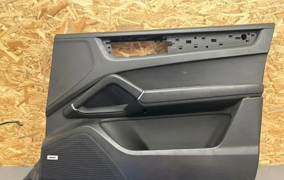 Porsche Cayenne (9Y0 9Y3) Front door card panel trim 9Y0867108 7000001005 17S00441