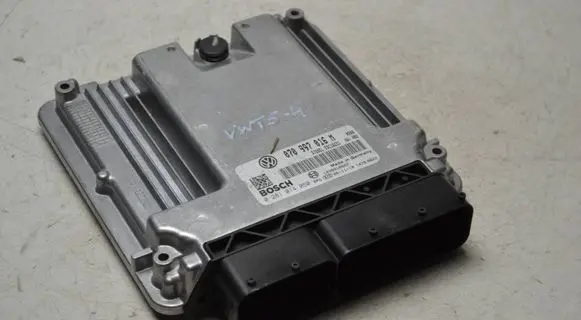 Volkswagen Transporter - Caravelle T5 Engine control unit/module 070997016M 1039S18927 0281014050
