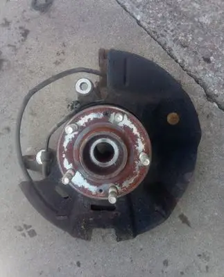 Hyundai Santa Fe Front wheel hub