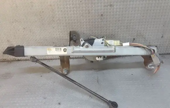 Chrysler Pacifica Tailgate/trunk/boot lift motor 16643034