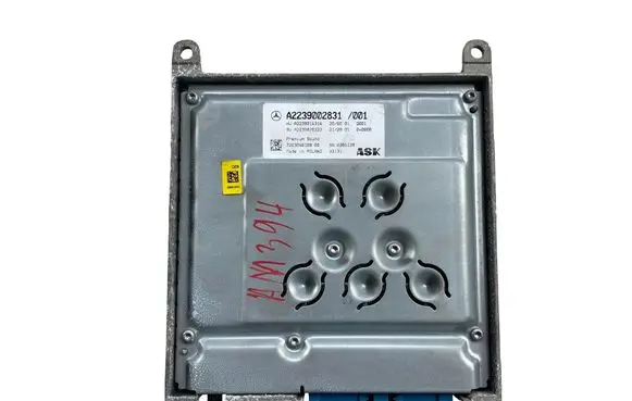 Mercedes-Benz S W223 Sound amplifier A2239002831