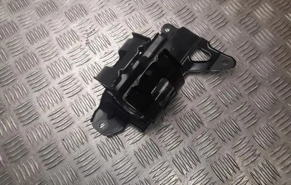 Audi Q7 4M Other engine bay part 4M0201987L