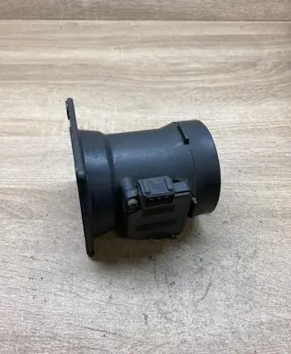 Audi A6 S6 C4 4A Mass air flow meter A2C59512900