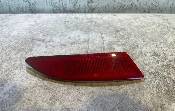 Rear tail light reflector