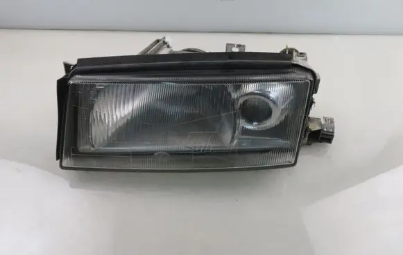 Skoda Octavia Mk1 (1U) Headlight/headlamp 24608500