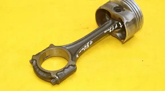 Mercedes-Benz B W245 Piston with connecting rod 083086