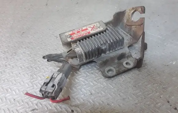 Mazda CX-7 Coolant fan relay 0567771000 L37J1883Z