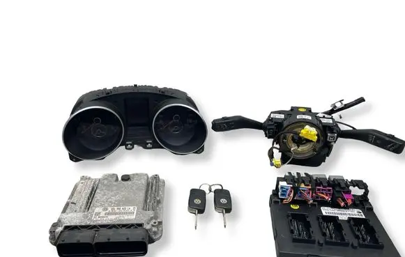 Volkswagen Golf VI Engine ECU kit and lock set 03L906022LA 0281015476 03L906022G