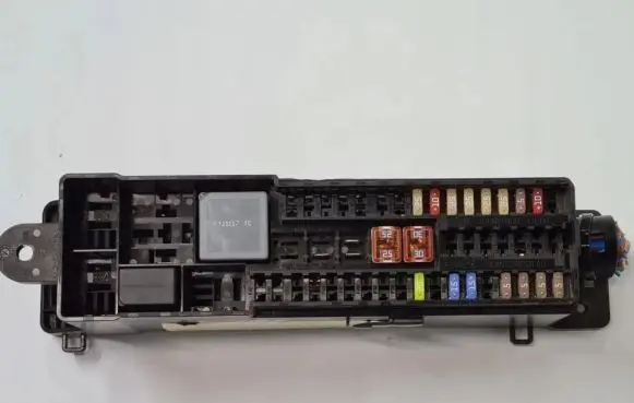 Ford C-MAX II Fuse box set