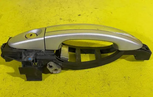 Ford Galaxy Loading door exterior handle/bracket 138KM