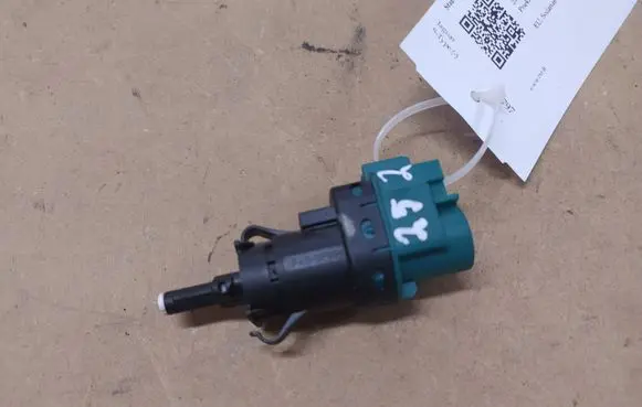 Brake pedal sensor switch